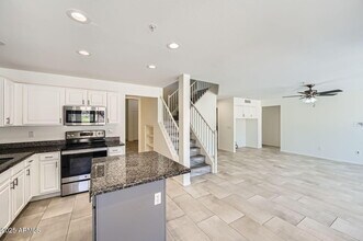 10310 E Le Marche Dr in Scottsdale, AZ - Building Photo - Building Photo