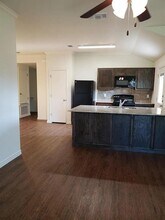 895 B Twin Oaks Dr in Temple, TX - Building Photo - Building Photo