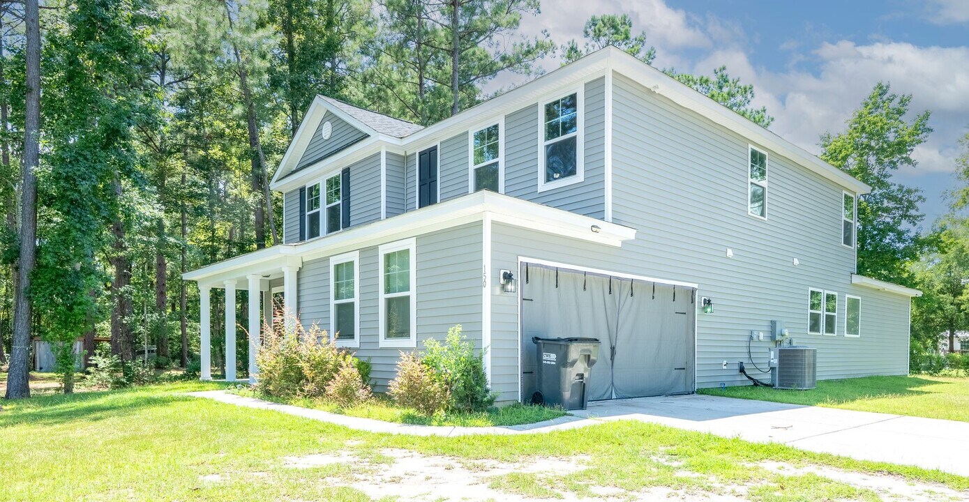 150 St Germain Dr in Summerville, SC - Building Photo
