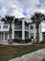 194 Santa Clara Dr in Naples, FL - Building Photo