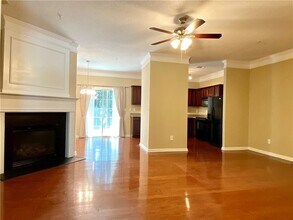 921 Magnolia Leaf Dr in Woodstock, GA - Building Photo - Building Photo
