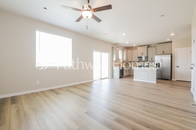 9491 Yampa St in Commerce City, CO - Building Photo - Building Photo