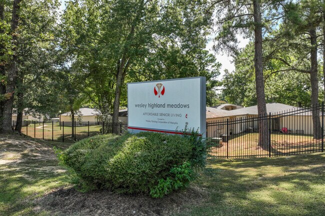 Wesley Highland Meadows in Memphis, TN - Building Photo - Building Photo
