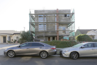 756 N Ridgewood Pl in Los Angeles, CA - Building Photo - Building Photo