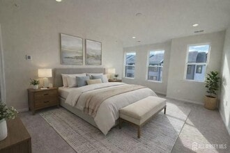 616 Sadie Cir in New Brunswick, NJ - Building Photo - Building Photo