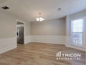 411 Yarrow Way in Woodstock, GA - Building Photo - Building Photo