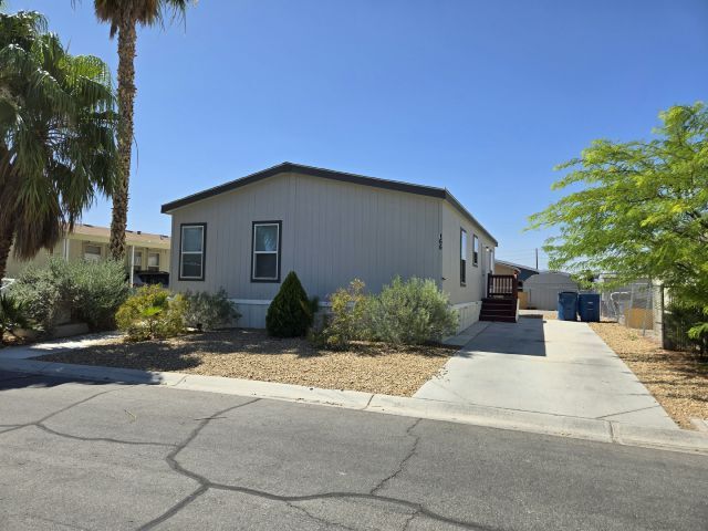 6105 E Sahara Ave in Las Vegas, NV - Foto de edificio