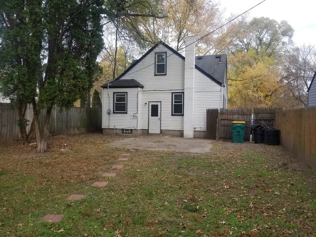 20975 Ontaga St in Farmington Hills, MI - Building Photo - Building Photo