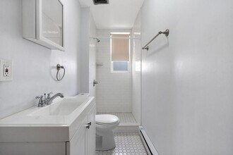 49-51-51 Wallis Ave in Jersey City, NJ - Building Photo - Building Photo