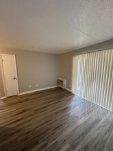 5305 TN-58 in Chattanooga, TN - Building Photo - Building Photo