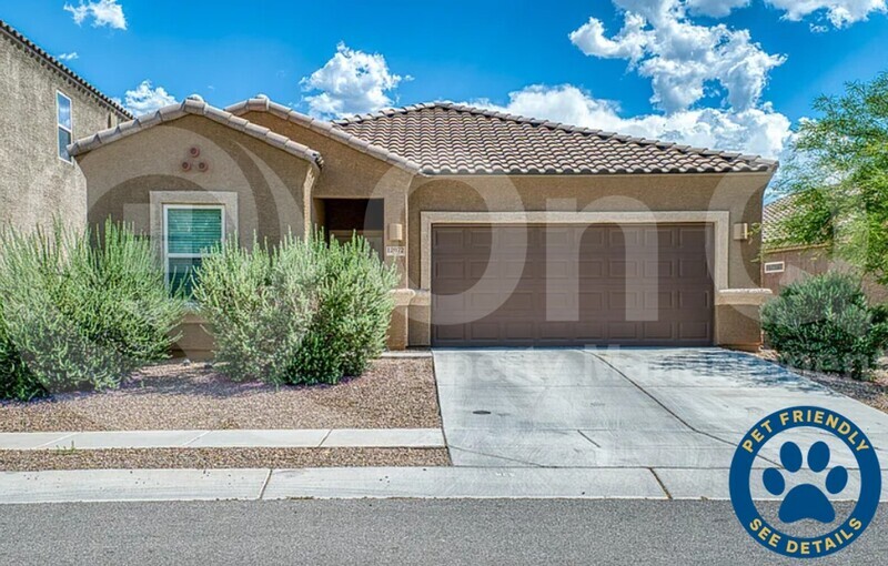 12072 E Domnitch Dr in Vail, AZ - Building Photo