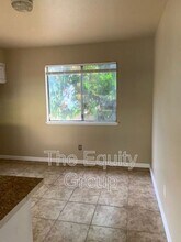 320 N E St in Exeter, CA - Building Photo - Building Photo