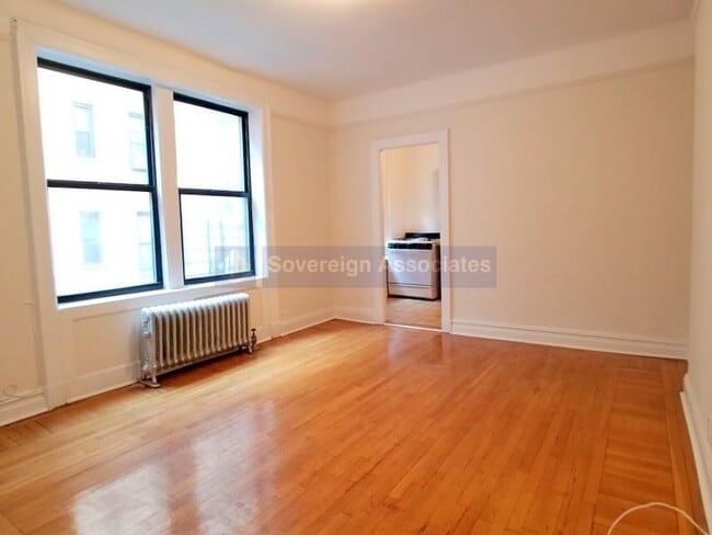 138 Haven Ave