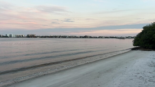 1432 S Lakeside Dr in Lake Worth Beach, FL - Building Photo - Building Photo