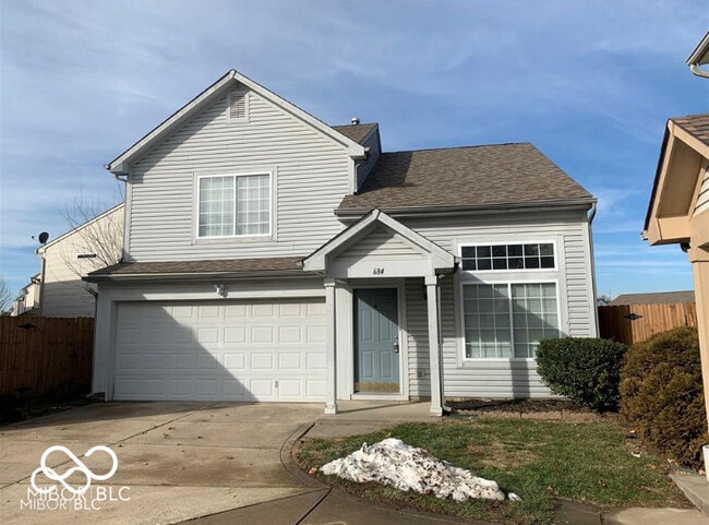 684 Mountain Pine Dr in Greenwood, IN - Building Photo - Building Photo