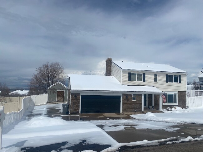 401 E Salem Hills Dr in Elk Ridge, UT - Building Photo - Building Photo