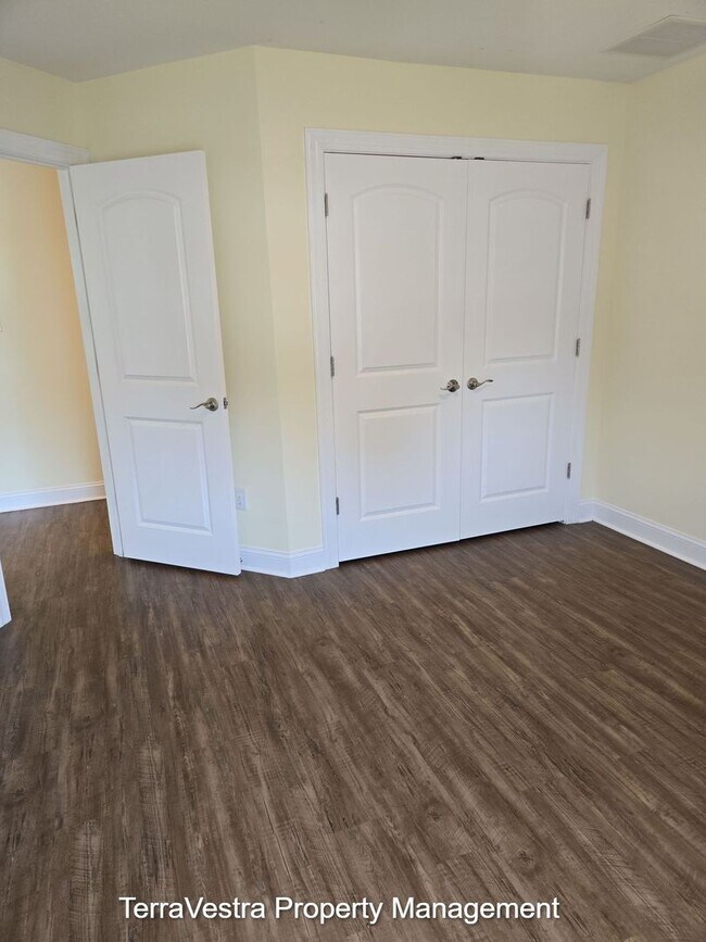 421 Hamilton Rd in Glassboro, NJ - Building Photo - Building Photo