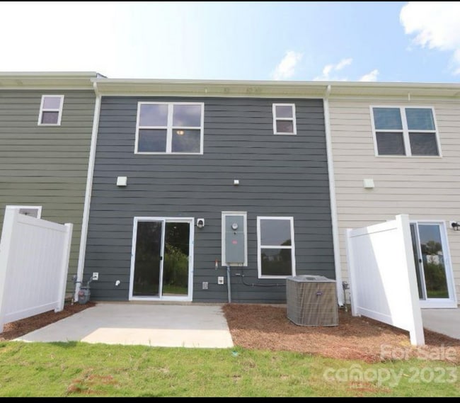 5211 Maynard Hl Dr in Monroe, NC - Building Photo - Building Photo