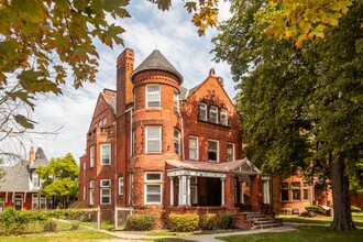 223 E Ferry St in Detroit, MI - Building Photo - Building Photo