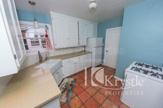 8 Fairview Ave in Vallejo, CA - Building Photo - Building Photo