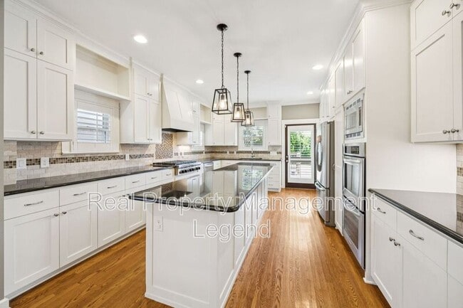property at 5515 Morningside Ave