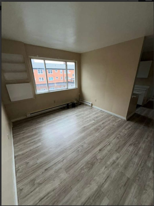 13975 Superior Ave, Unit 7B in Cleveland, OR - Foto de edificio - Building Photo