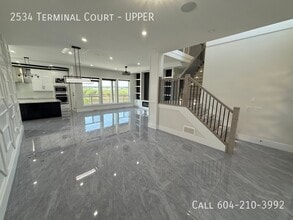 2534 Terminal Ct. in Abbotsford, BC - Building Photo - Building Photo