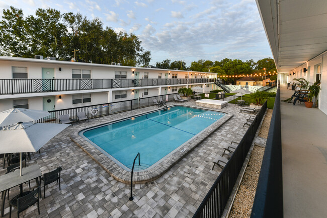 SoHo Apartments in Tampa, FL - Foto de edificio - Building Photo