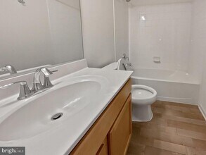 8255 Knight Station Way in Manassas, VA - Building Photo - Building Photo