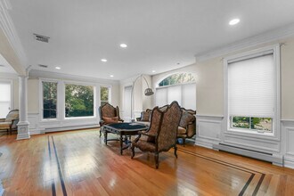 1 Euclid Rd in Fort Lee, NJ - Building Photo - Building Photo