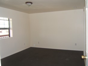 902 1/2 W Hopi Drive in Holbrook, AZ - Building Photo - Interior Photo