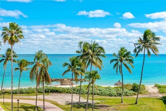 19242 Fisher Island Dr in Miami Beach, FL - Building Photo - Building Photo