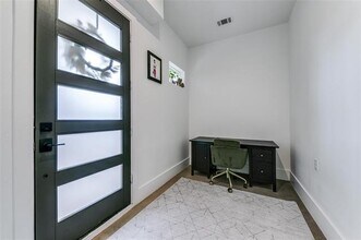 4205 Roseland Ave in Dallas, TX - Building Photo - Building Photo