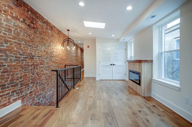 2835 Diamond Dr in Philadelphia, PA - Foto de edificio - Building Photo