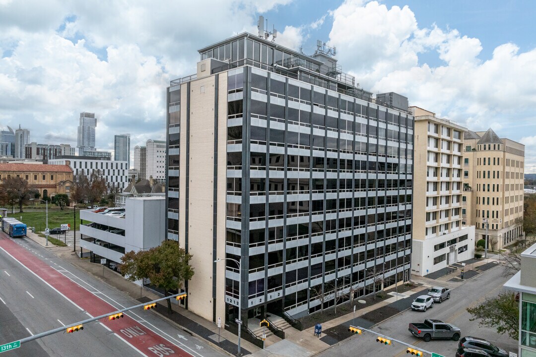 Penthouse Condominiums in Austin, TX - Building Photo