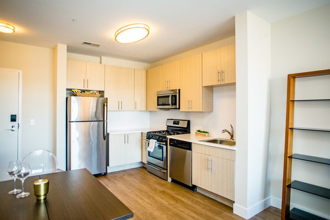 Bedford Hall Apartments in Downtown Stamford