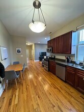 1961 N Wilmot Ave in Chicago, IL - Building Photo - Building Photo