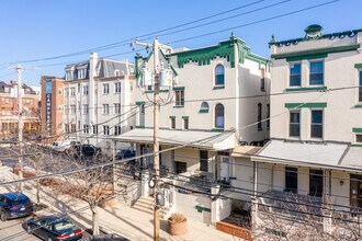 Campus Apartments in Philadelphia, PA - Building Photo - Building Photo
