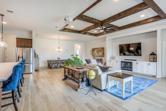 8313 Silhouette St in Austin, TX - Foto de edificio - Building Photo