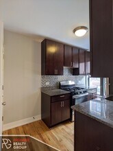 2752 N Mildred Ave, Unit 3 in Chicago, IL - Building Photo - Building Photo