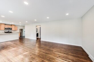 950 N Haddow Ave in Arlington Heights, IL - Building Photo - Building Photo