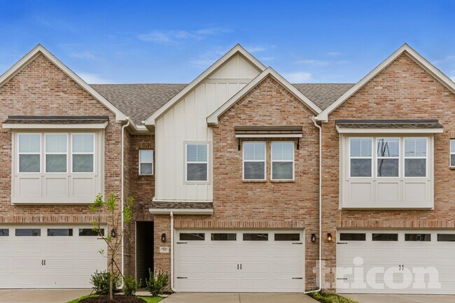 property at 3036 Songbird Ln