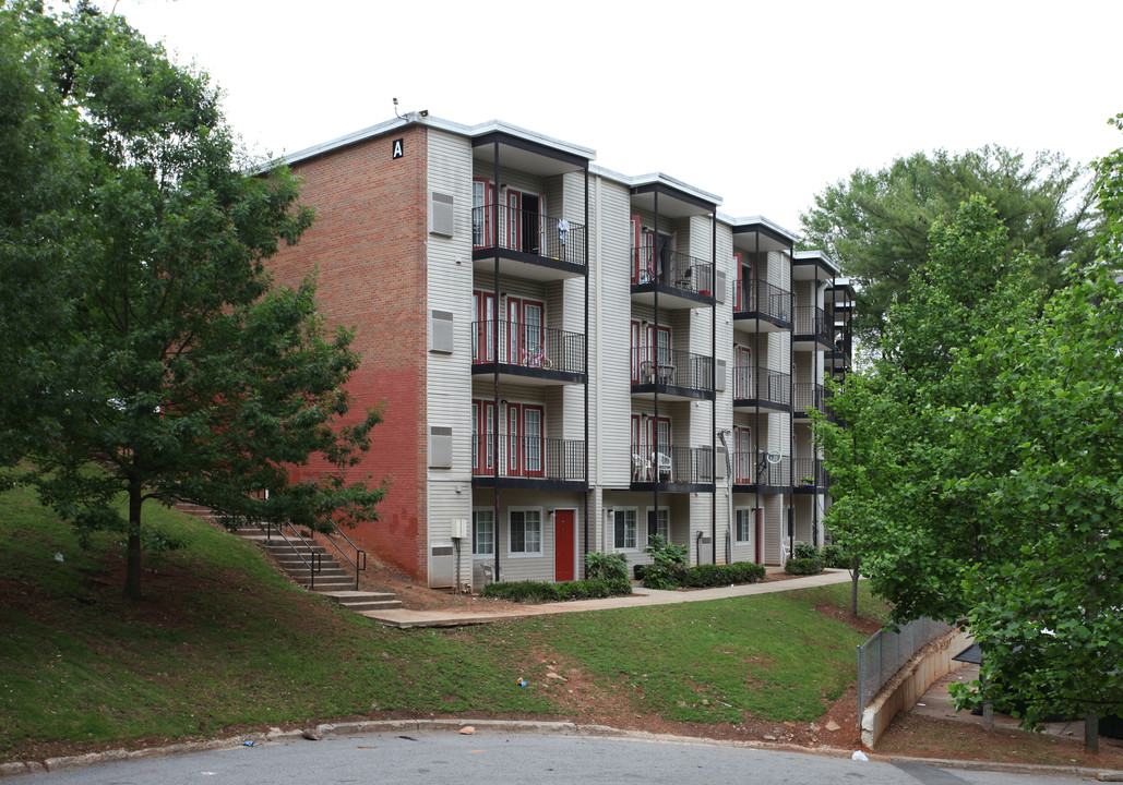 Woodland Heights in Atlanta, GA - Building Photo