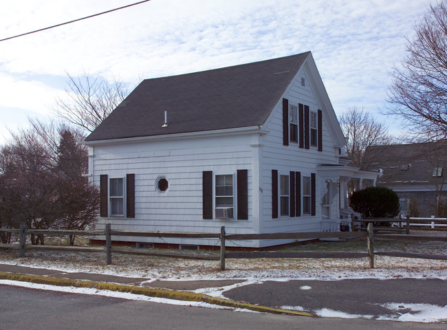 379 South St in Hyannis, MA - Building Photo - Building Photo