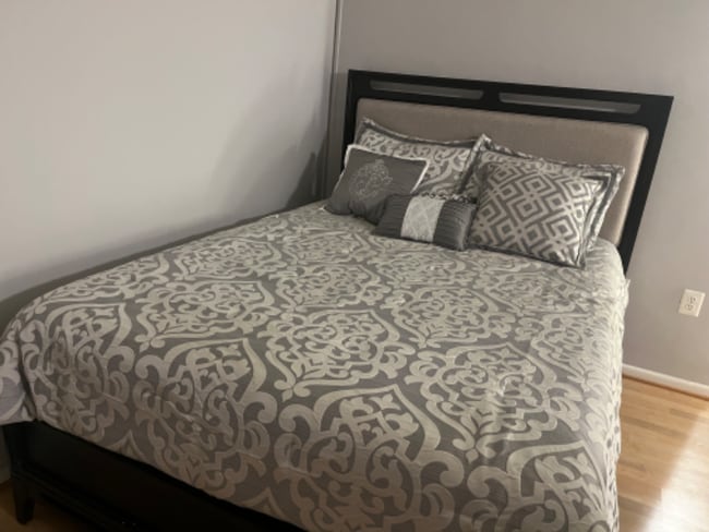 10500 Rockville Pike in Rockville, MD - Foto de edificio - Building Photo