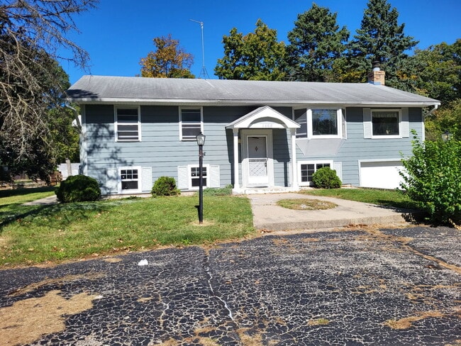 property at 1468 N Alto Vista