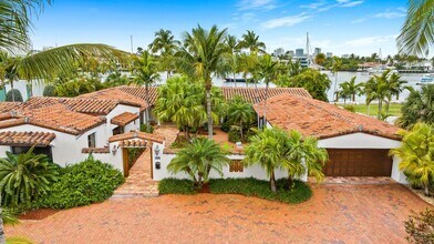 1511 E Lake Dr in Fort Lauderdale, FL - Building Photo - Building Photo