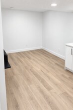 1673 Cavanagh blvd SW in Edmonton, AB - Building Photo - Building Photo