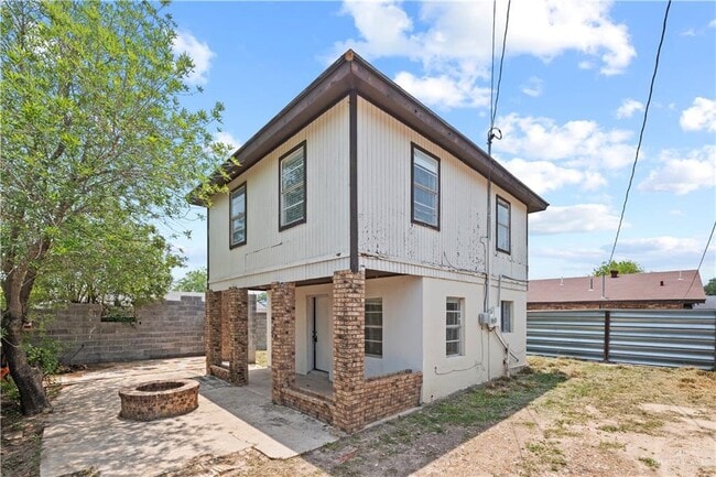 property at 7 W South St