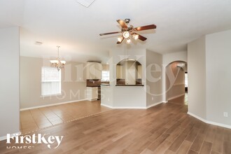2726 Lakecrest Way Dr in Katy, TX - Building Photo - Building Photo